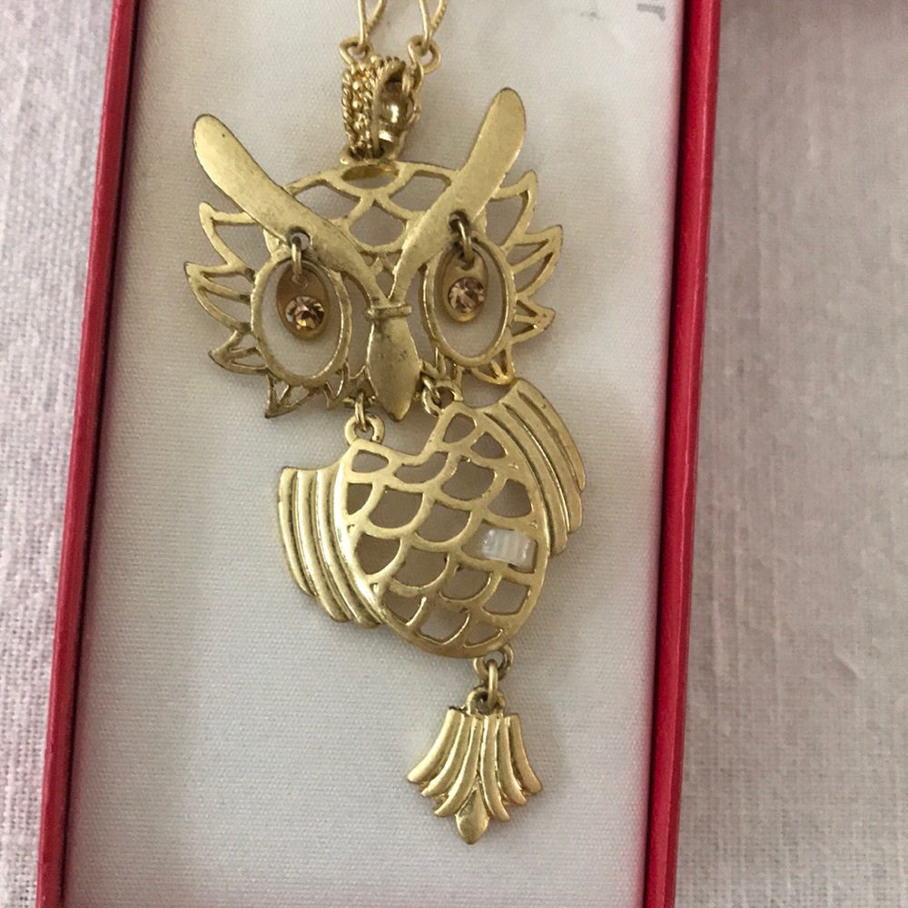 Vintage AVON Retro Gold Tone Silver Owl Pendant